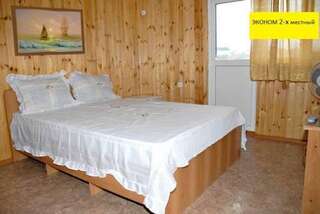 Гостевой дом Мини-отель Рузана Вардане Стандартный двухместный номер с 1 кроватью или 2 отдельными кроватями-5
